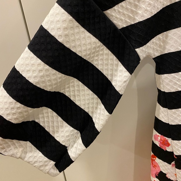 Anthropologie Postmark Black and White Tunic Top - Picture 7 of 8
